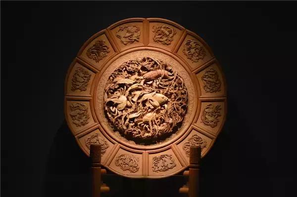 木雕与根雕有什么区别,根雕馆木雕