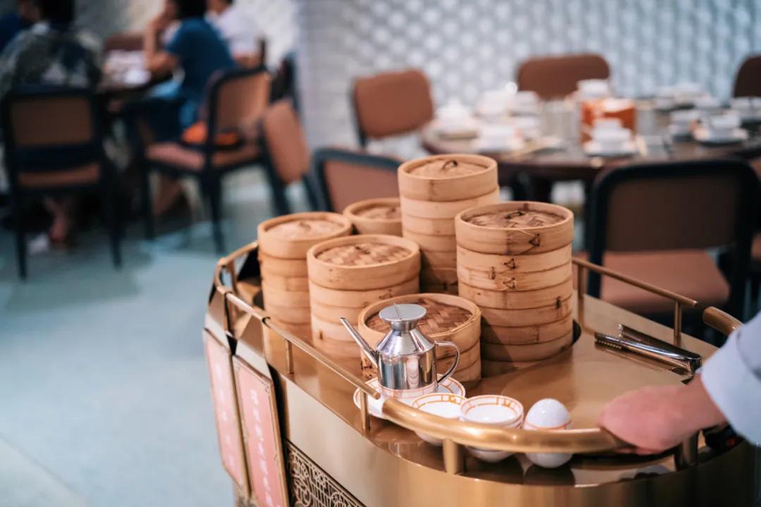 200元住总统套房,200块住酒店吃大餐