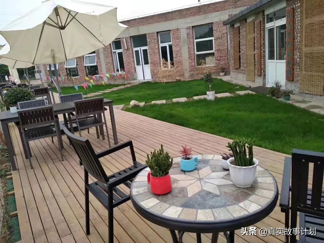 回龙观，一群985妈妈的反鸡娃实践：摆脱霸凌，却摆脱不了内卷