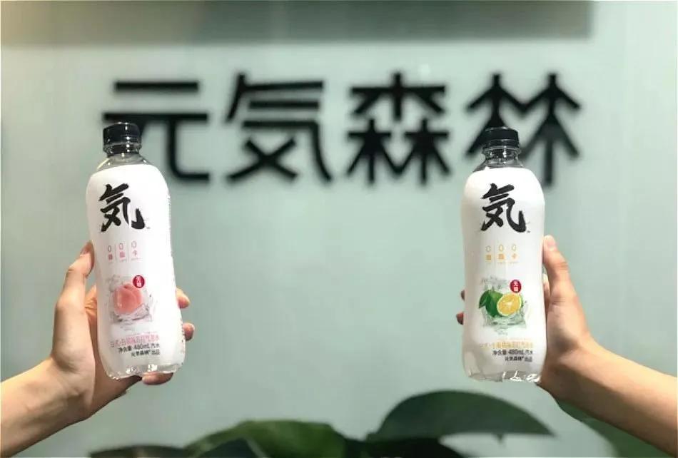 国潮回归情怀牌能打几年,情怀牌国潮回归还能打多久