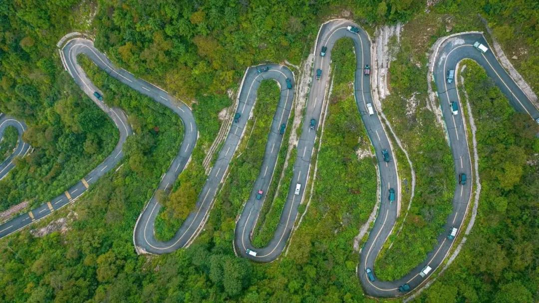 新款卫士的真实越野能力,卫士是不是硬派越野车