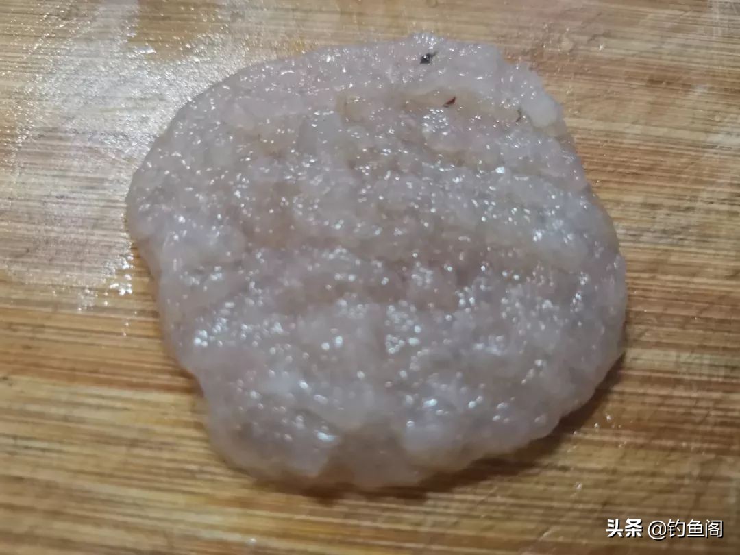 黑坑禁用红虫用什么代替,黑坑红虫肉夹馍好用还是纯红虫