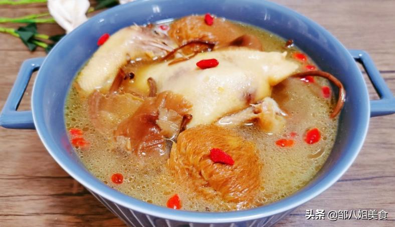 鸡肉怎么炖才嫩不柴汤鲜,怎样炖鸡汤肉不柴又软烂