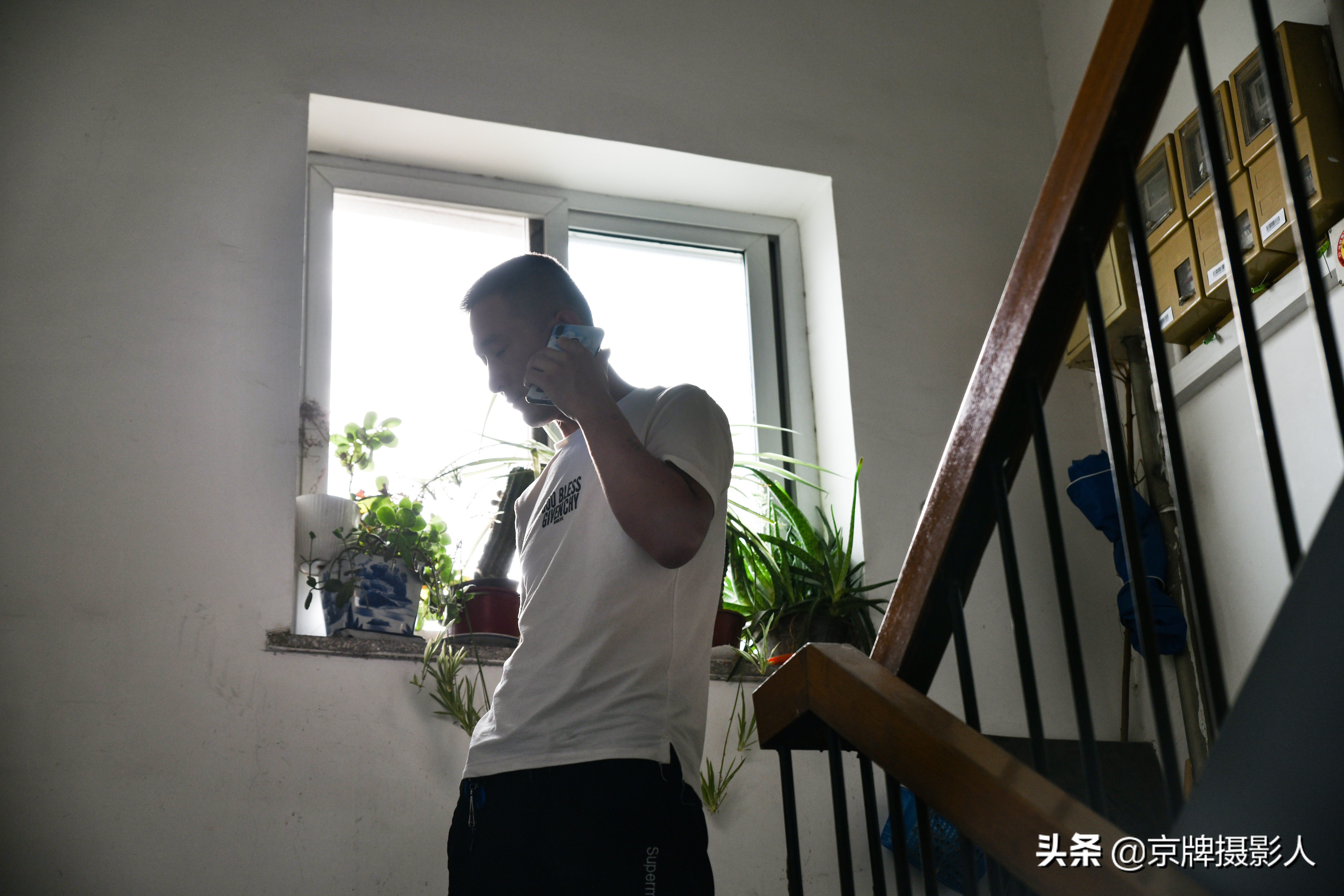 小男孩好心献血却丢了性命,小伙献血多次却没能救活家人