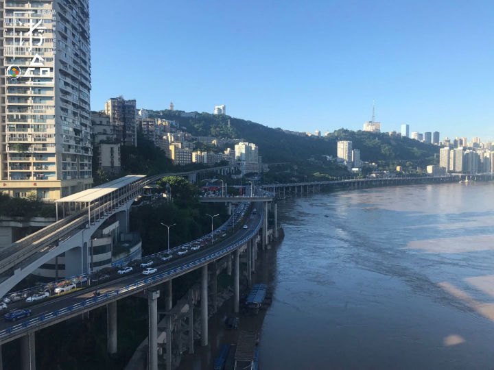 把主城让给外地朋友玩,把城市留给游客