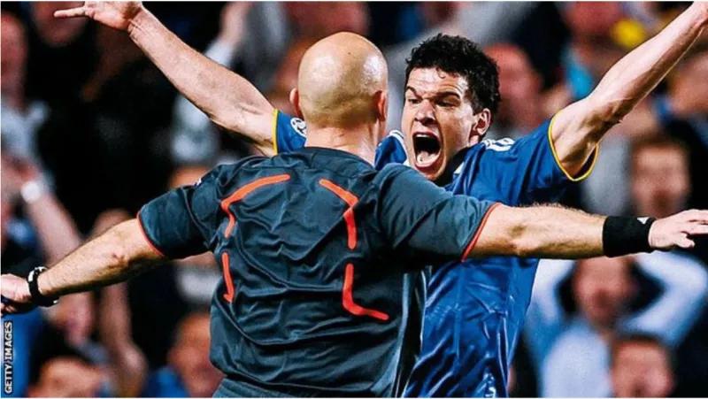 安菲尔德奇迹是欧冠决赛吗,bbc评欧冠10大半决赛