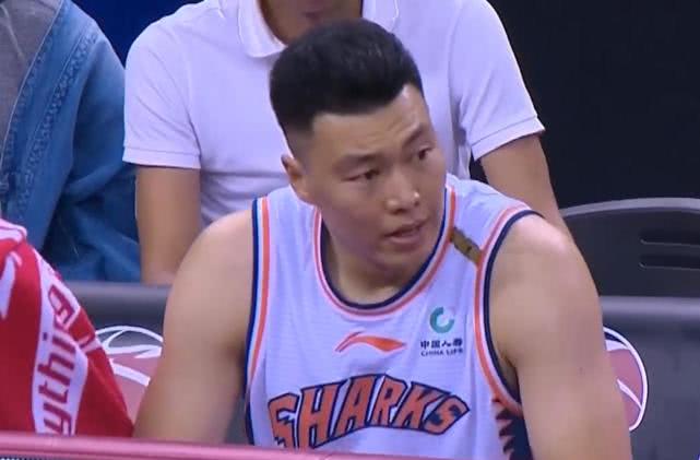 詹姆斯30岁断崖式下滑视频,詹姆斯断崖式下跌的原因