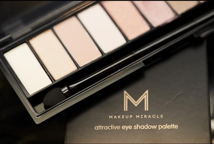 进店必buy的三大眼影品牌，美如星空全靠它