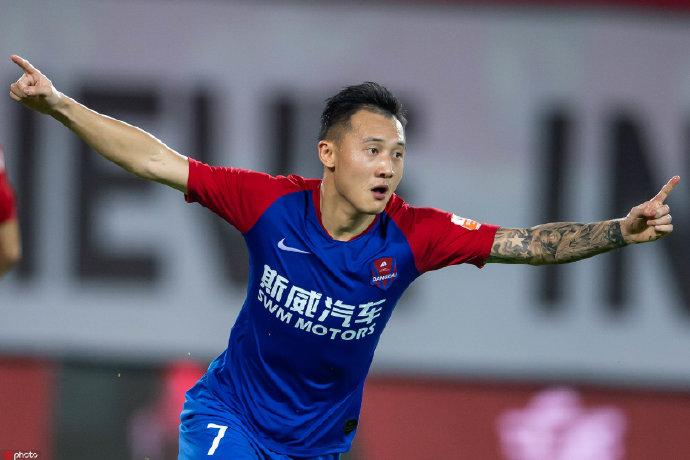 2019重庆斯威vs江苏苏宁,19年第十轮重庆斯威和江苏苏宁