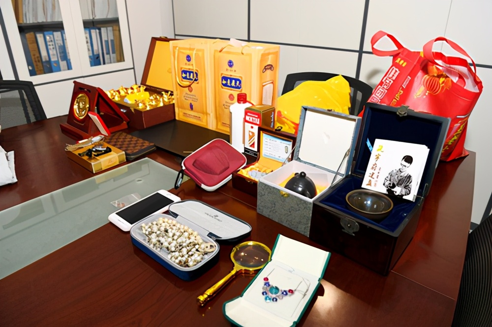 男子深夜入室盗窃被抓,男子流窜多地盗窃被抓