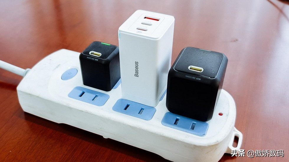 测评iphone13无线充电,测评iphone13.4的版本