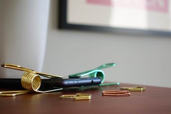 2019年荣耀v20还值得入手吗,荣耀v20与荣耀20s对比评测