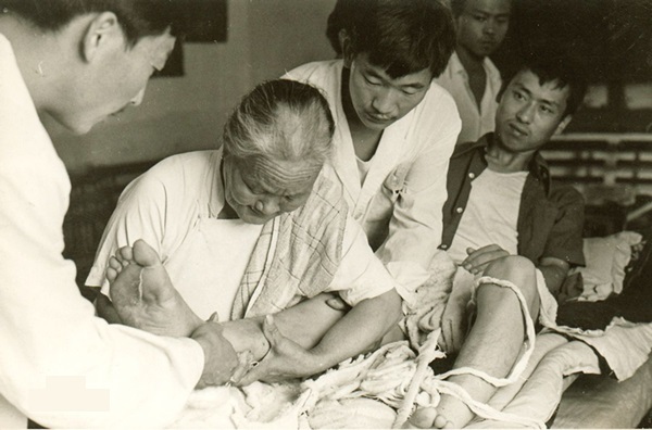 神医无证行医,民间中医免费治病算非法行医吗