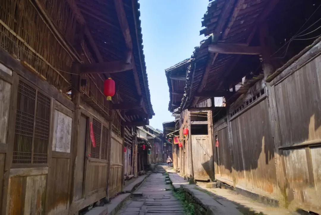 雅安适合团建聚餐的地方,雅安团队团建