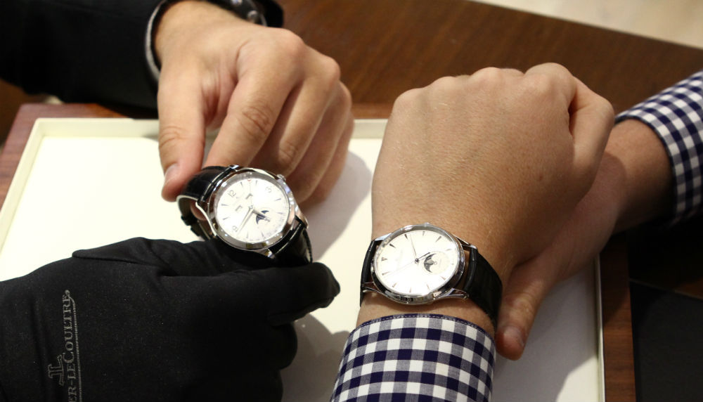 买手表的时候老婆不高兴,老婆给我买表可我高兴不起来