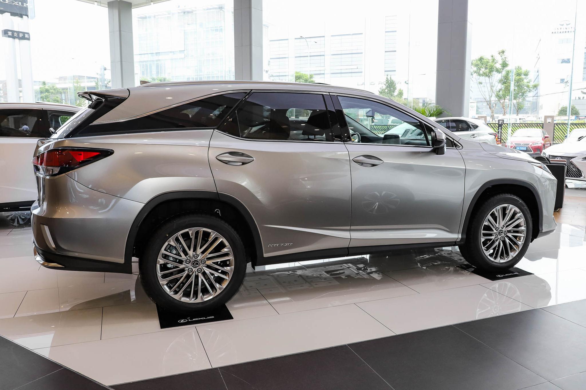 75万买宝马x5,雷克萨斯rx450h和宝马x5对比