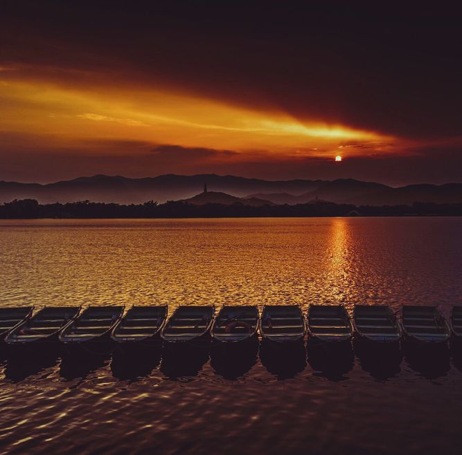 老北京胡同里探秘,探访老北京胡同有意外发现