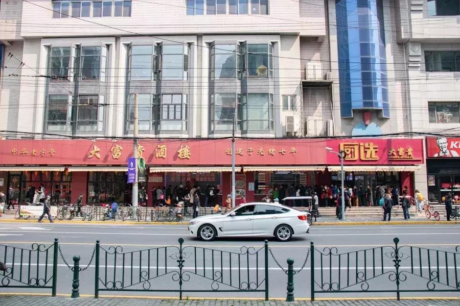 这两家朴实的青团,秒掉了市面上各种作妖对手...