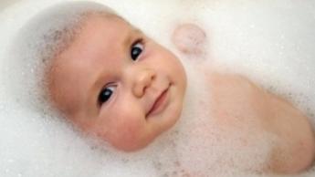 为什么肛周湿疹反反复复,嘴角湿疹反反复复怎么办