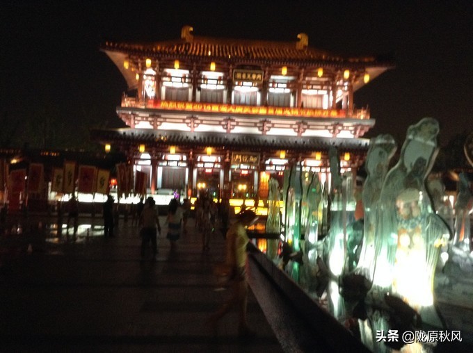 西安兵马俑和大唐不夜城旅游攻略,古都西安兵马俑与大唐芙蓉园一角