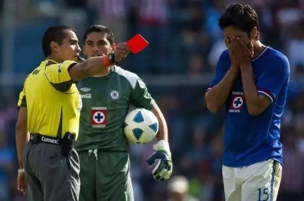 12.9世界足球日,观看足球礼仪