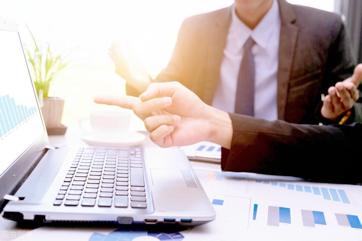 如何应对领导的冷落,职场遇到领导冷落你怎么办