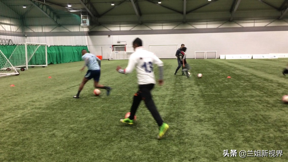 利物浦青训参观,到英国看英超