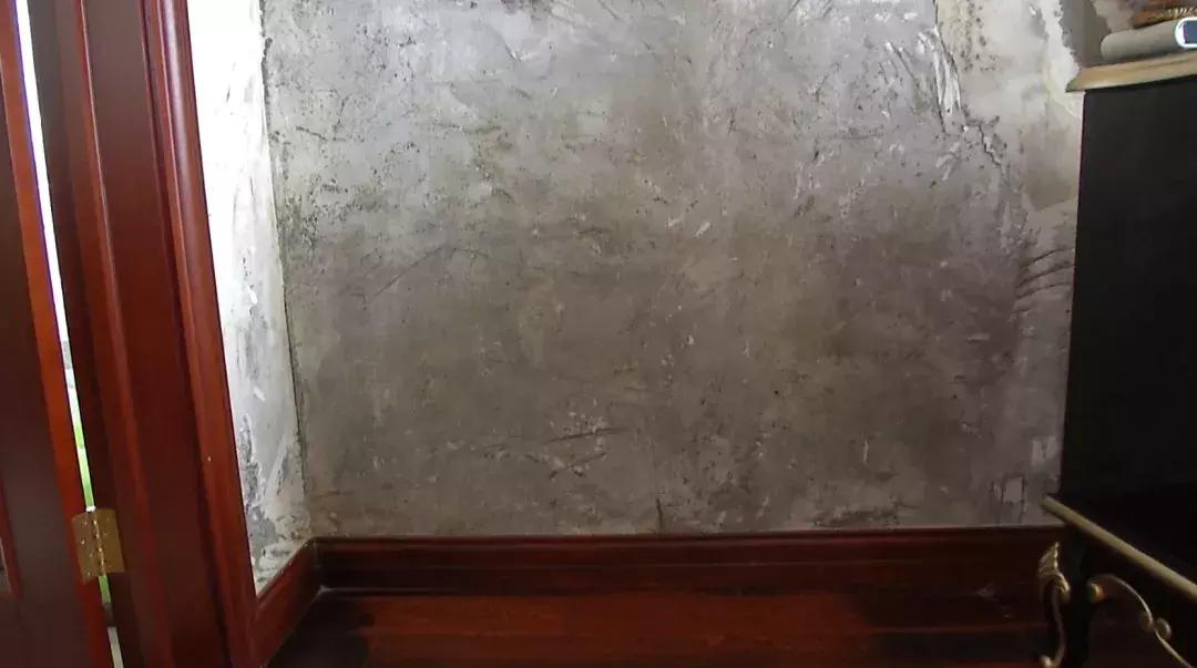 东方一品房子漏水,东方一品的房子漏水