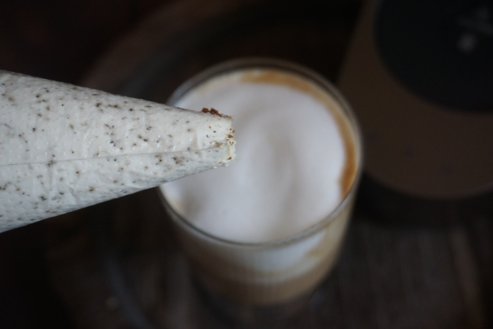 黑白淡奶红茶咖啡怎么做,cafe咖啡教程