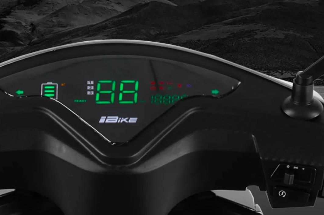 两轮高性能电摩,电摩推荐2w左右