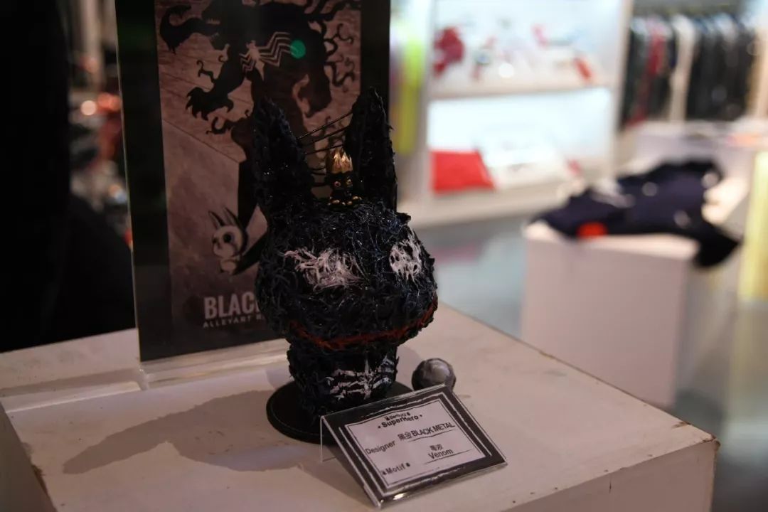 潮流玩具单品,适合年轻人盘的玩具