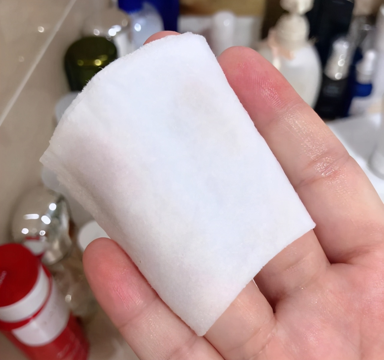 面膜多久敷一次效果才会比较好,面膜敷多长时间用完要不要洗脸了