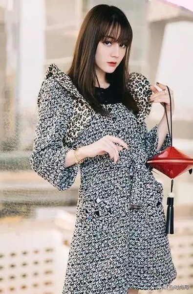 最近网红背的包,今年最流行的潮包