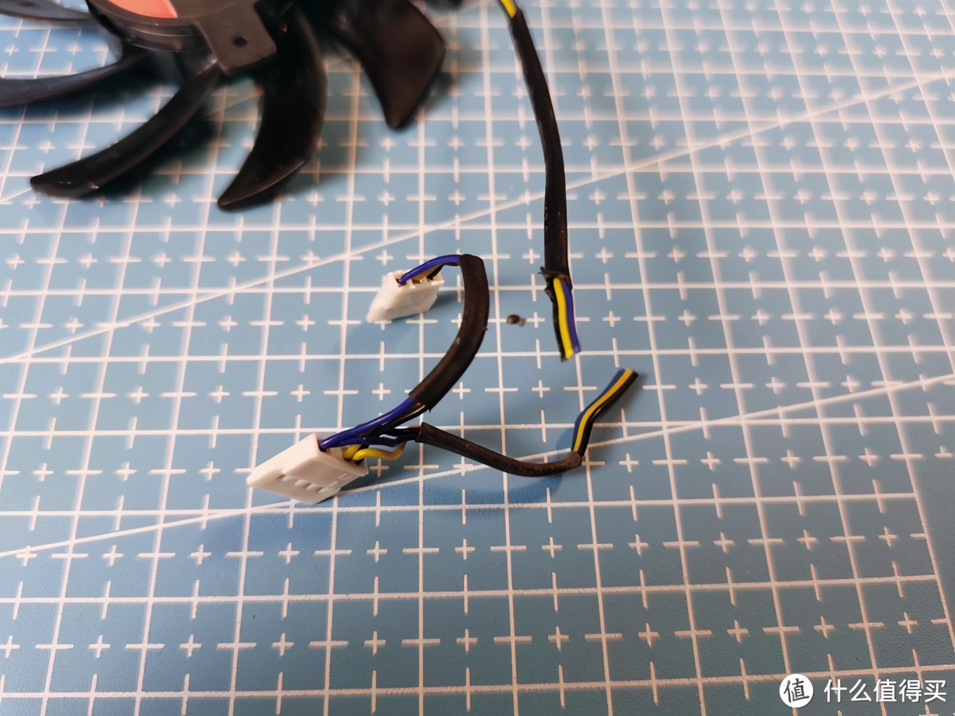 为省钱DIY更换显卡风扇，差点玩废！新手来看，干货满满