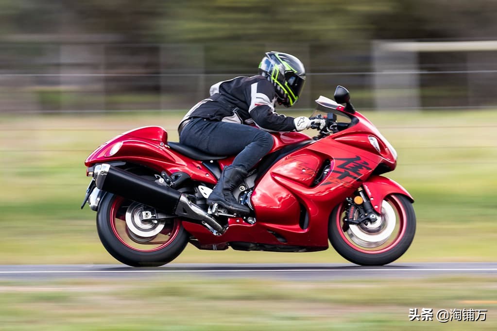 铃木gsx1300黑武士铃木隼,铃木gsx1000r2022款实拍试驾
