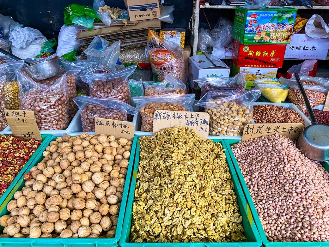 不错挺便宜的早市,附近比较旺的早市