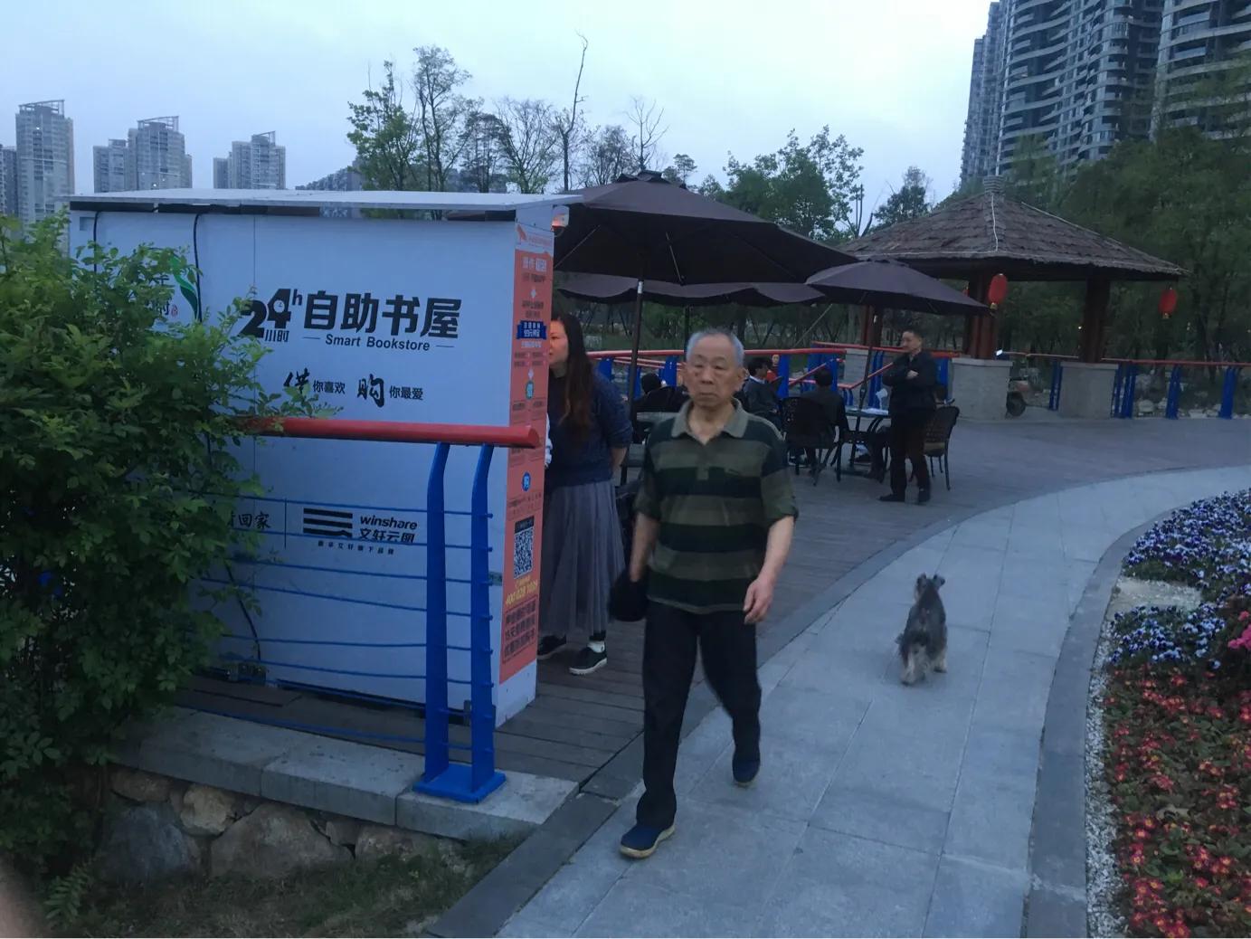 住在成都郊区别墅的体验,成都住在哪个区生活最舒服