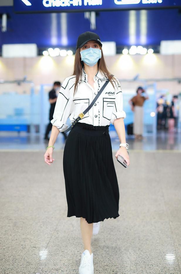 杨颖护肤秘诀,杨颖是怎么抗衰老的