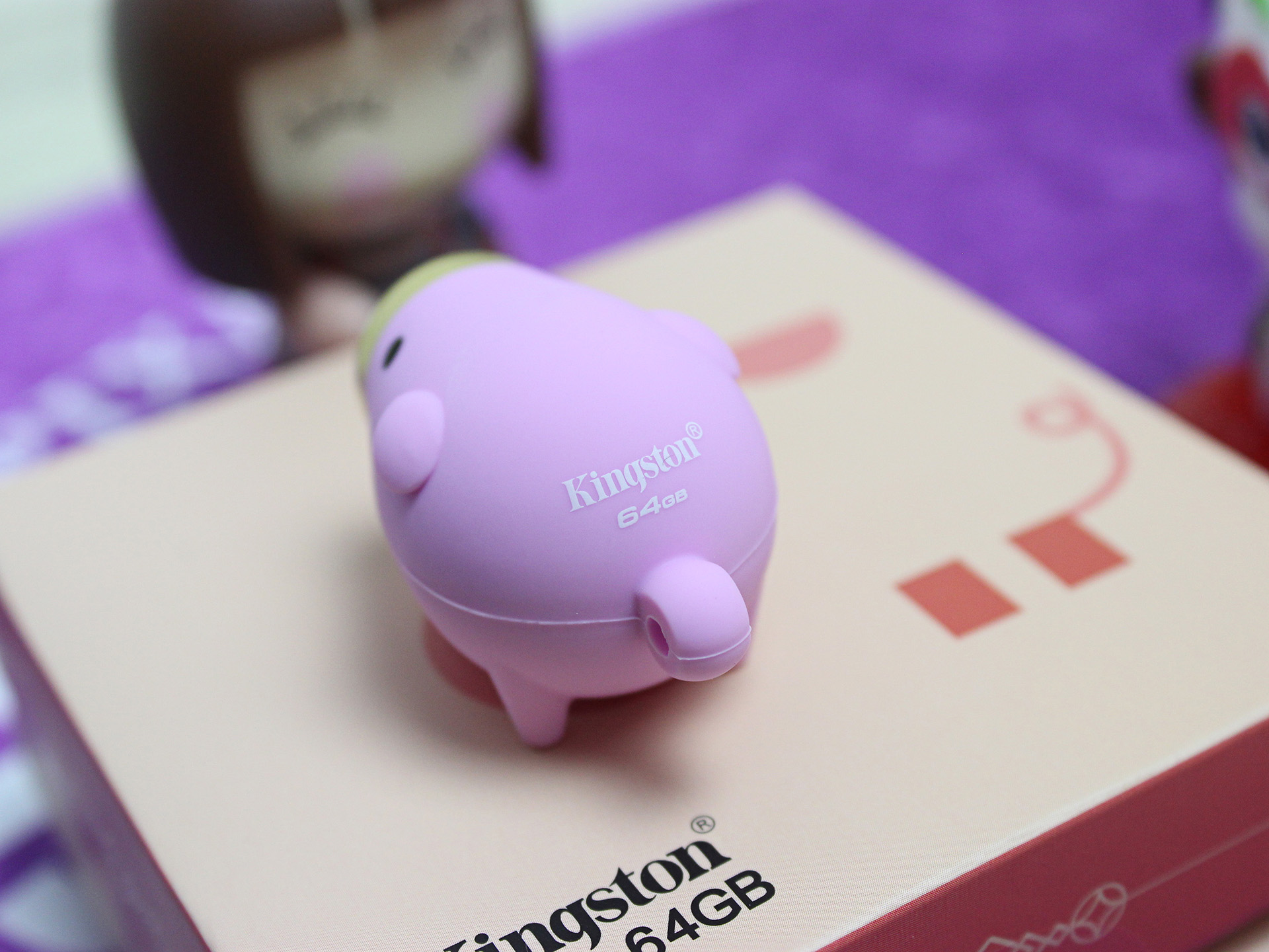 我不是佩奇,金士顿64G猪年生肖U盘悄悄萌到身边