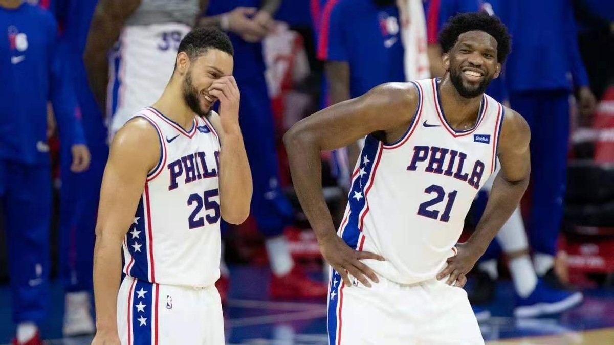 这才叫天赋!21岁接触篮球,25岁进NBA连拿7届篮板王+5个总冠军