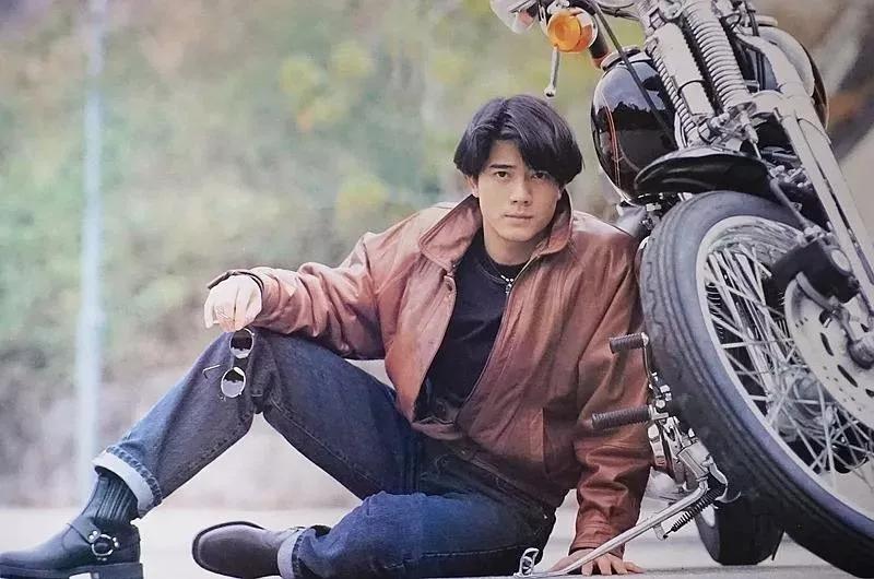 四大天王之一郭富城年轻时候,郭富城四大天王婚姻