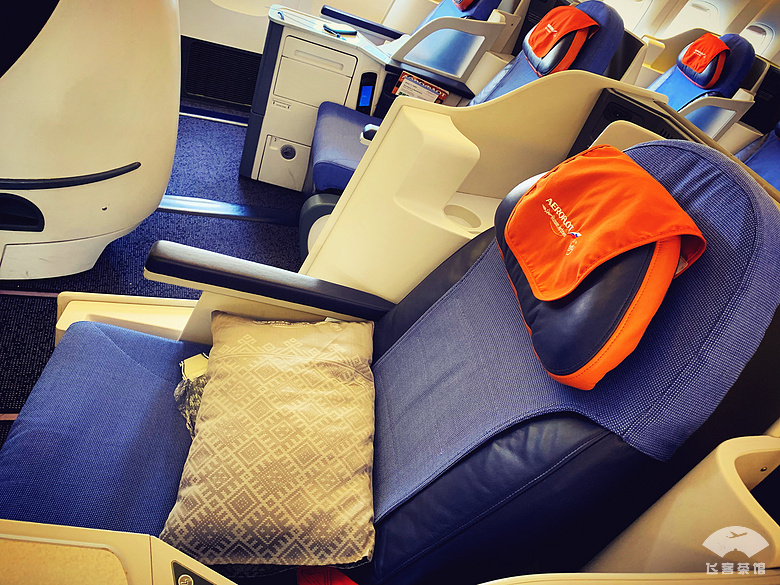 俄航舒适经济舱,上海飞莫斯科俄航餐食