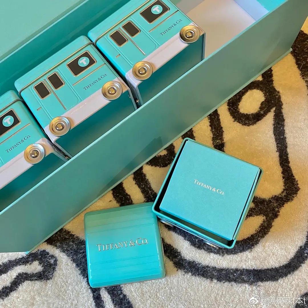 太奢侈了!LV、迪奥、爱马仕的月饼,美到不忍心吃