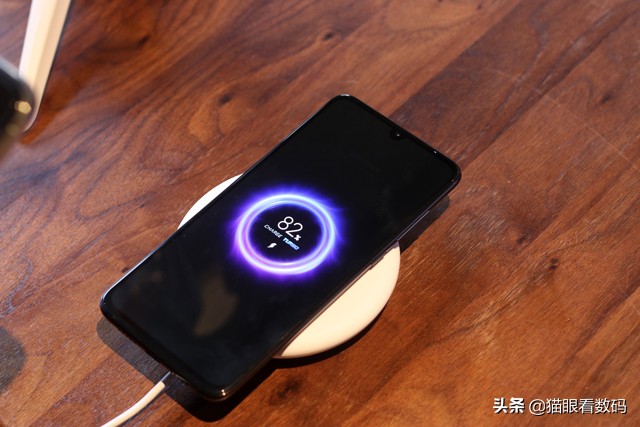 小米9无线充电最大支持,小米9到底支不支持无线充电