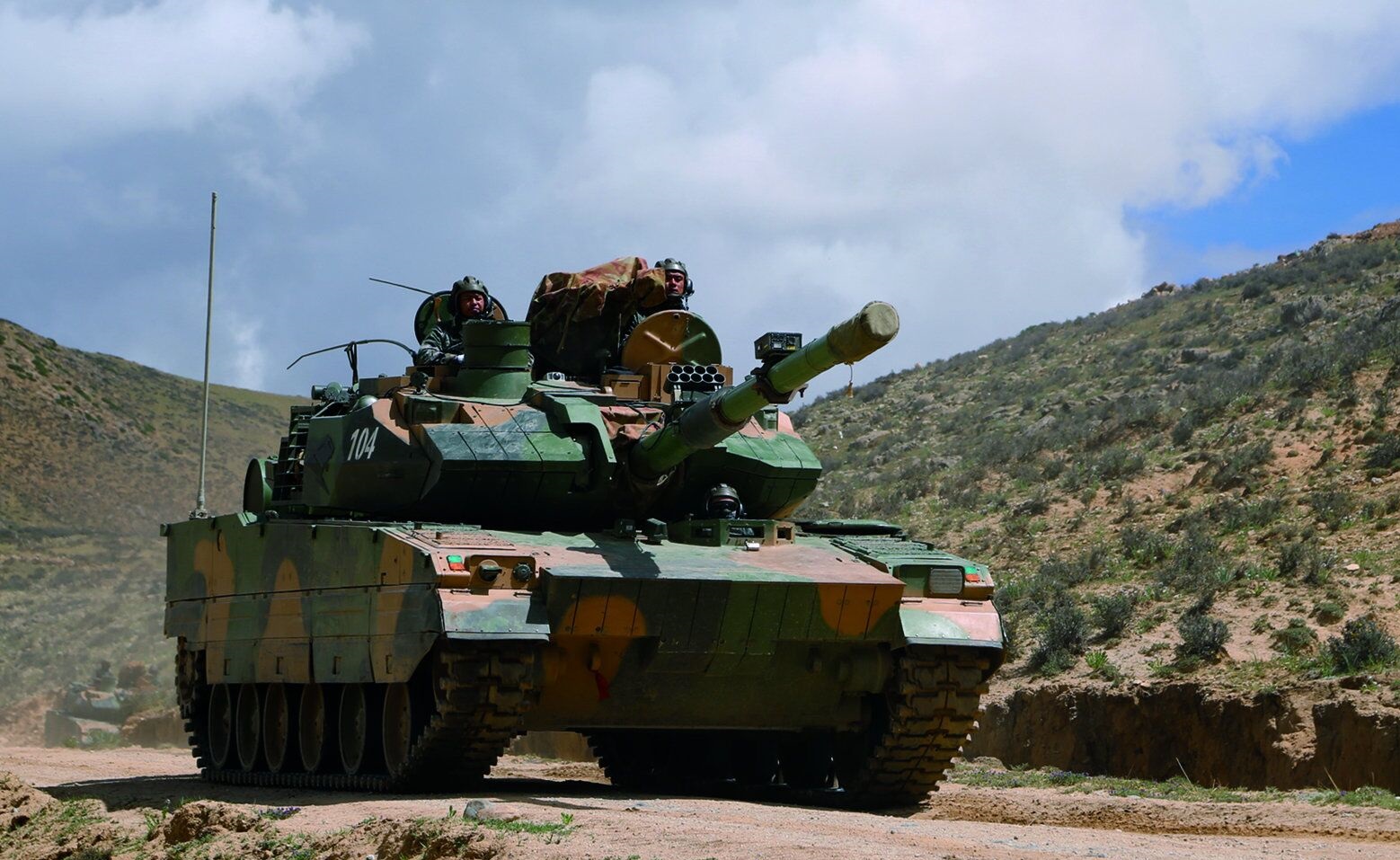 30吨的坦克,30吨电动小坦克