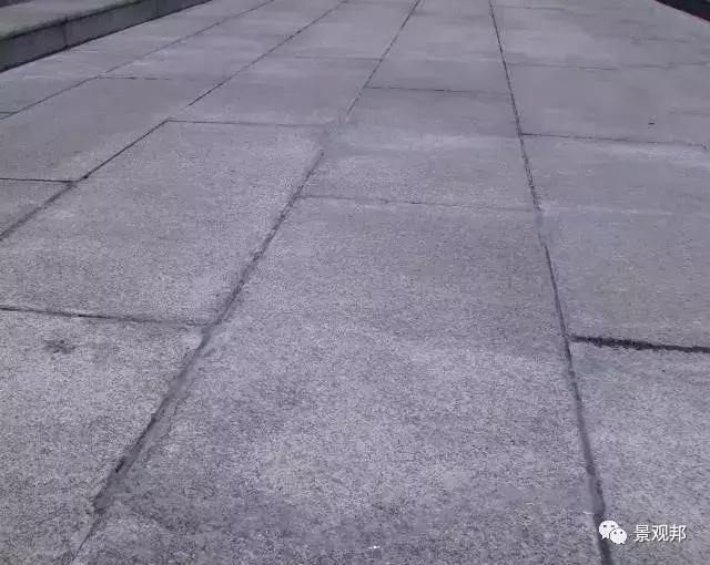 室外地面石材泛碱怎么办,石材泛碱怎么清理