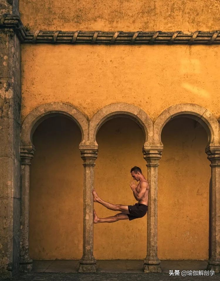 当瑜伽遇上摄影,男摄影师和瑜伽