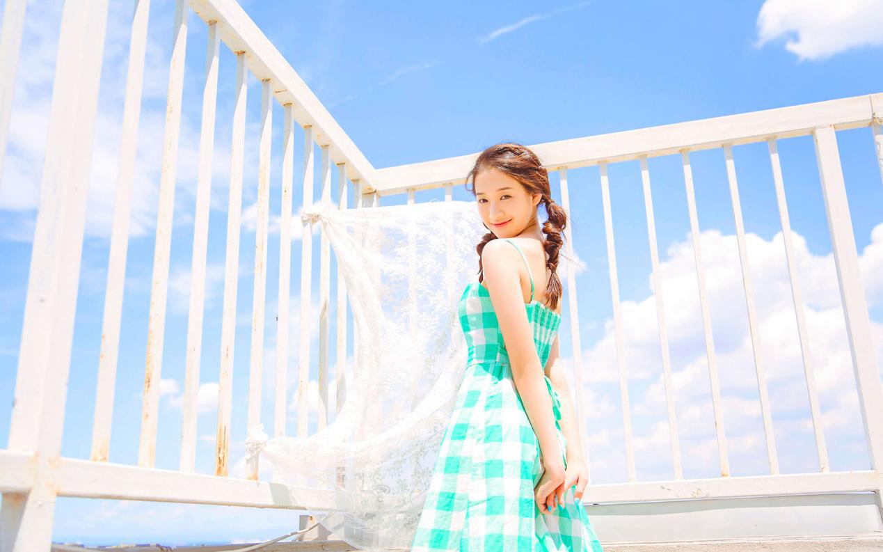 翻看另一半手机你会发现什么秘密,手机里有秘密会藏在哪里