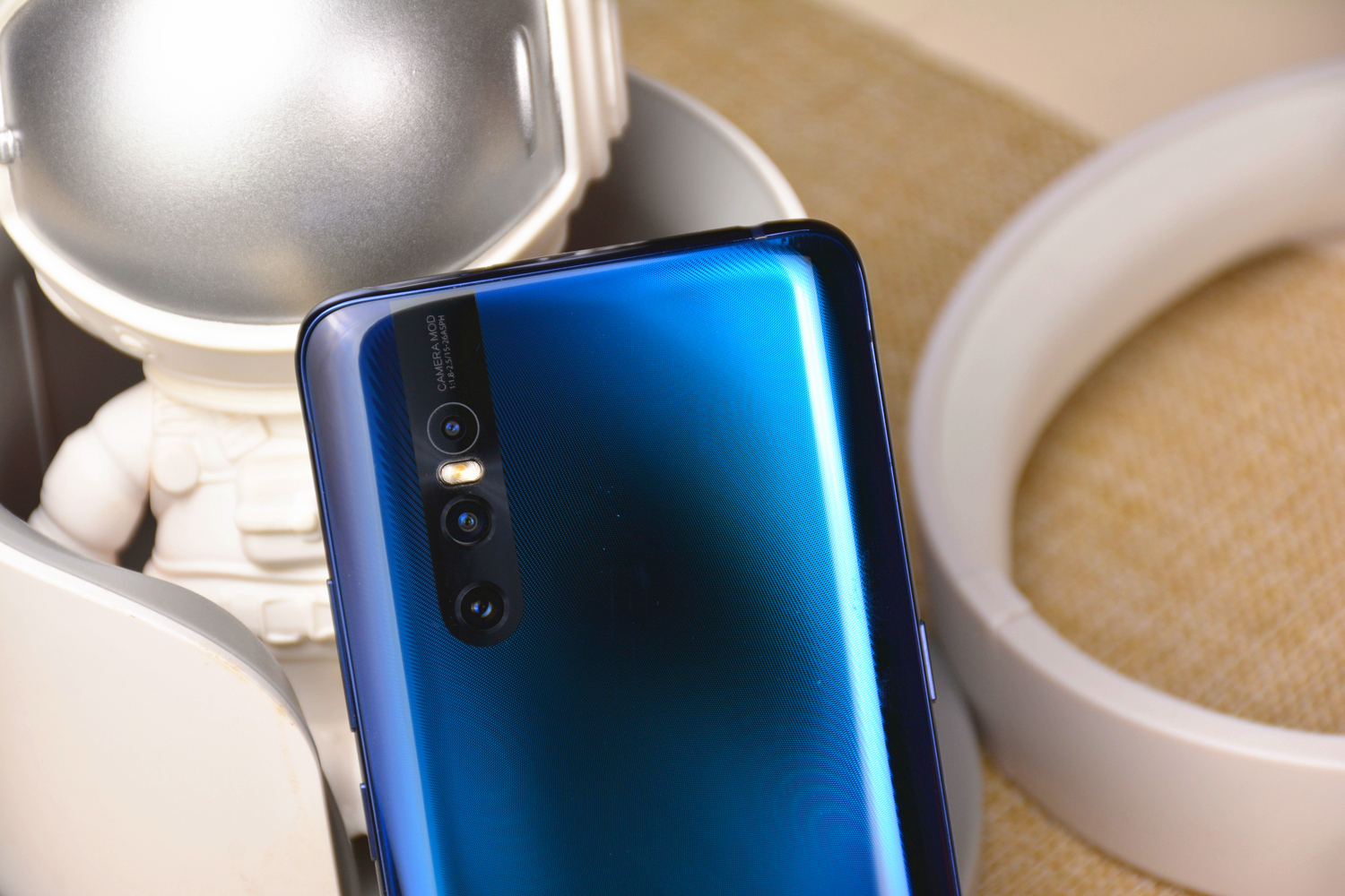 vivox27骁龙710游戏测评,vivox27有什么亮点