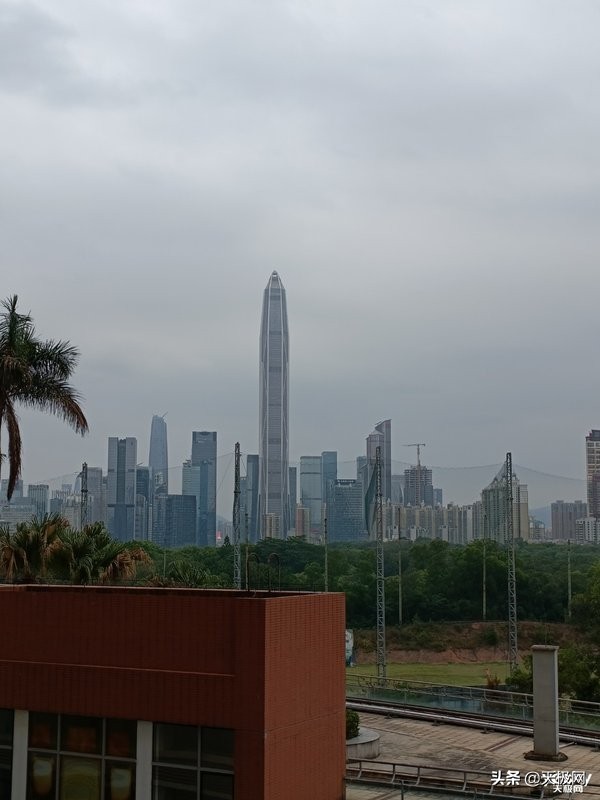 realme真我x7pro至尊版后盖,realme真我x7pro至尊版体验